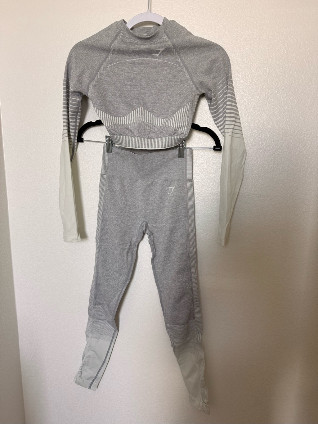Gymshark Mint & Grey Seamless Longsleeve Crop Top And Leggings
